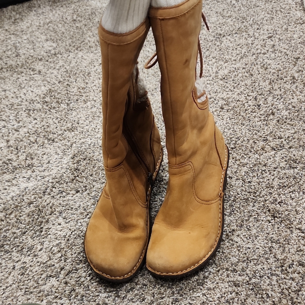UGG Tan Boots with White Knit Accents - Picture 7 of 7